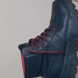 Nike Boots